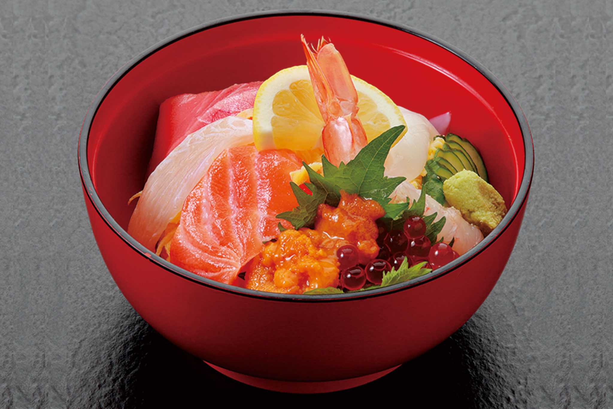 ข้าวหน้าปลาดิบ Kaisendon ,やまと屋すし - ตลาดปลาคุโรมง (Kuromon Fish Market)