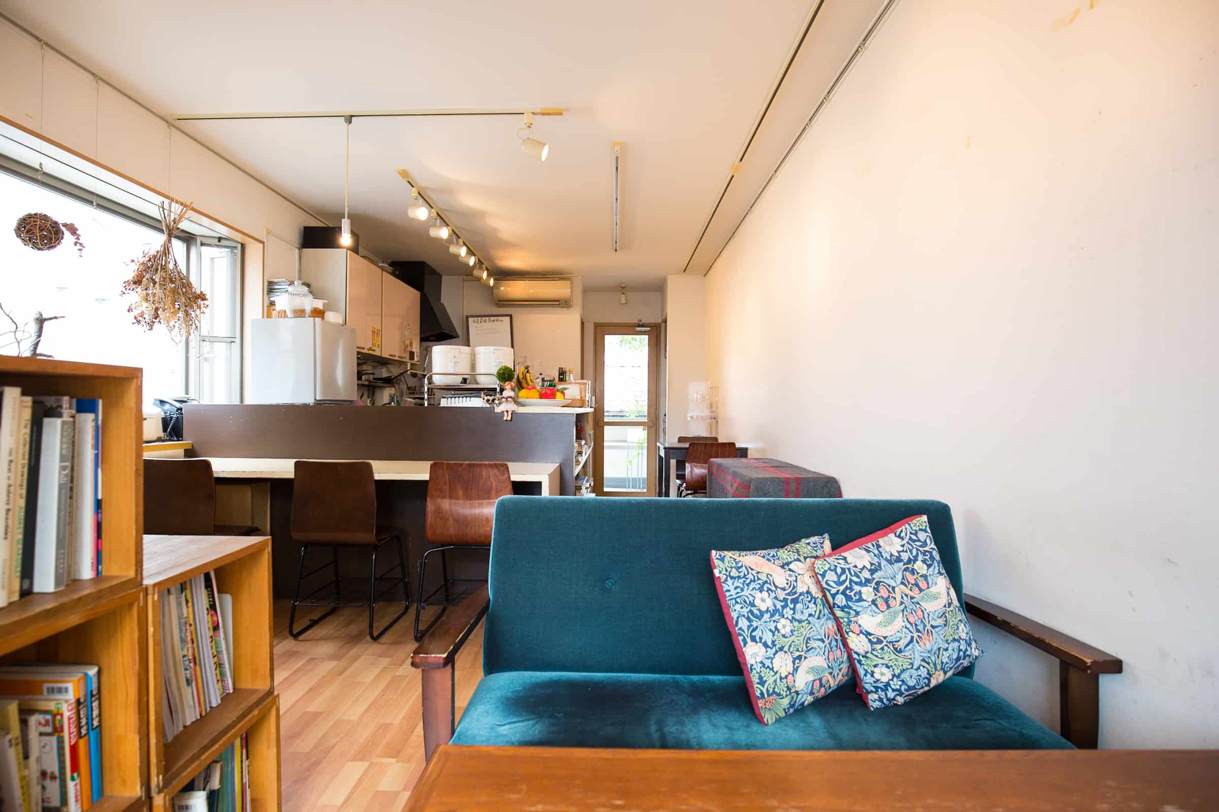 คาเฟ่โตเกียว น่ารักๆ uzna omom