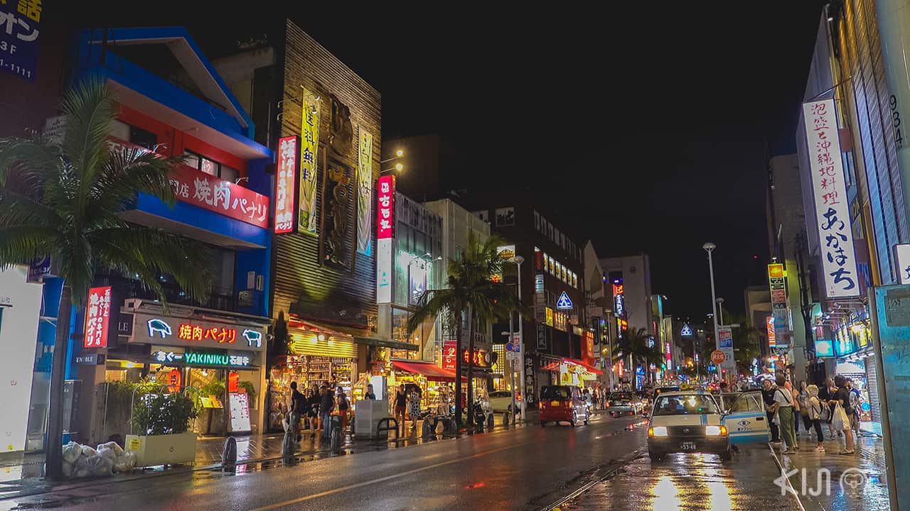 เที่ยว โอกินาว่า Kokusai Dori Street ถนนโคคุไซโดริ