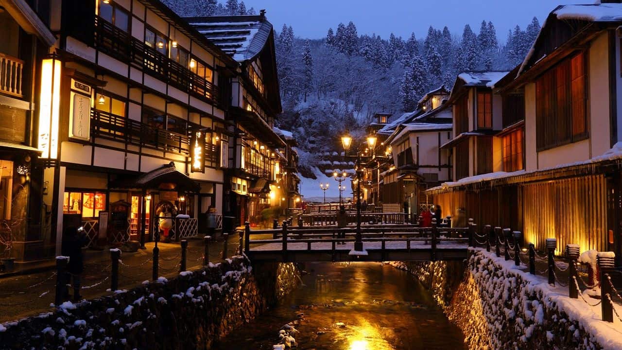 กินซังออนเซ็น โทโฮคุ เที่ยว เมืองรอง ญี่ปุ่น