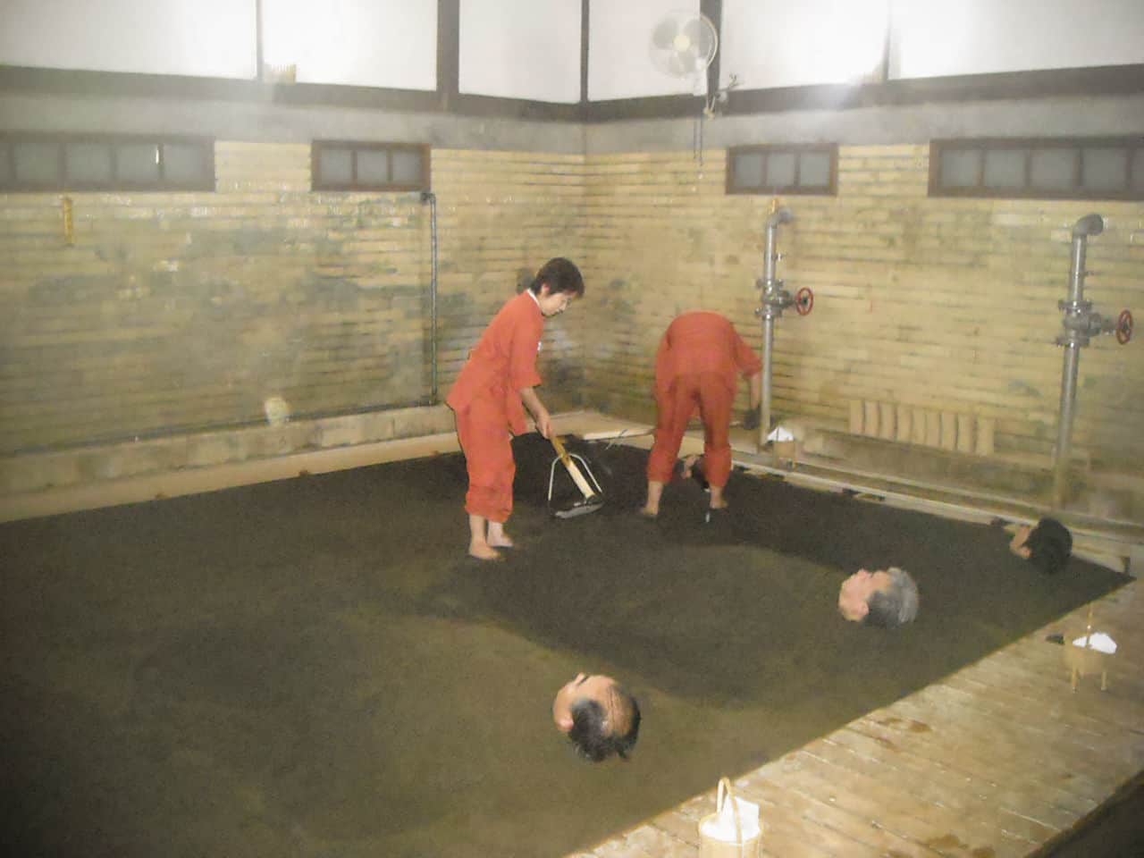 ออนเซ็นทรายร้อน ญี่ปุ่น