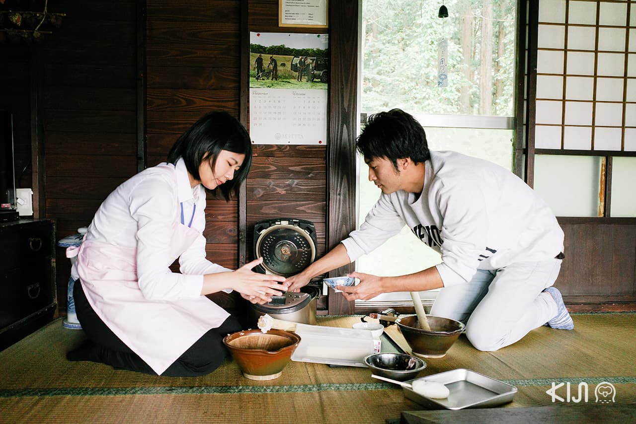 คอร์สสอนทำคิริทัมโปะ ที่ Kamado Farmstay จ.อาคิตะ