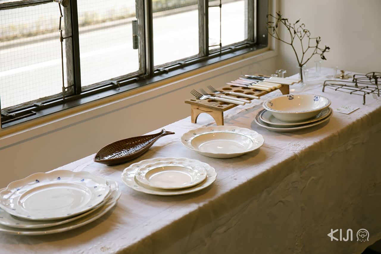 SUNNY CLOUDY RAINY จานชามเซรามิก