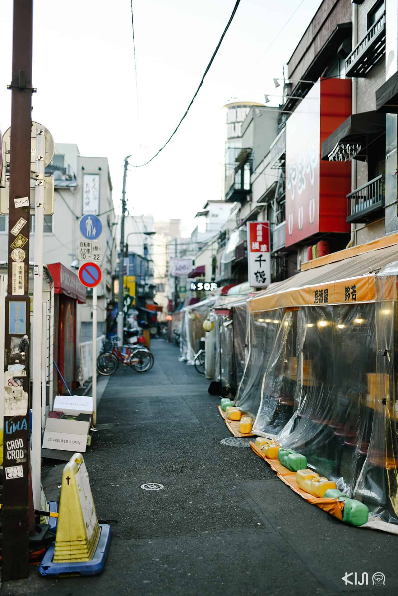 เที่ยว อาซากุสะ - ถนนฮ็อปปี้ (Hoppy Street)