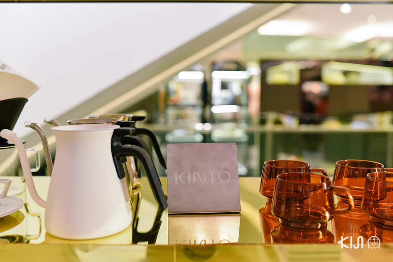 Kinto Let’s Give Good เอ็มโพเรียม