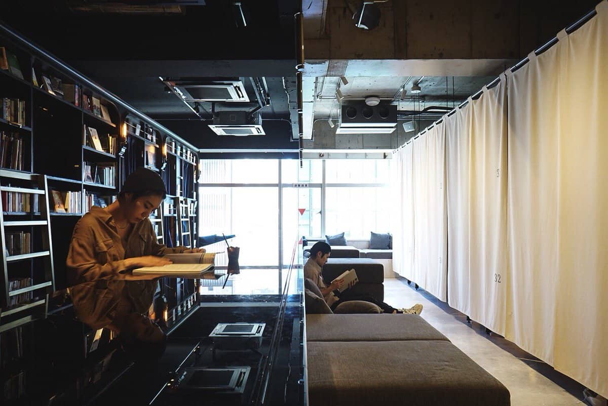 โฮสเทลย่านอาซากุสะ - Book and Bed Tokyo Asakusa