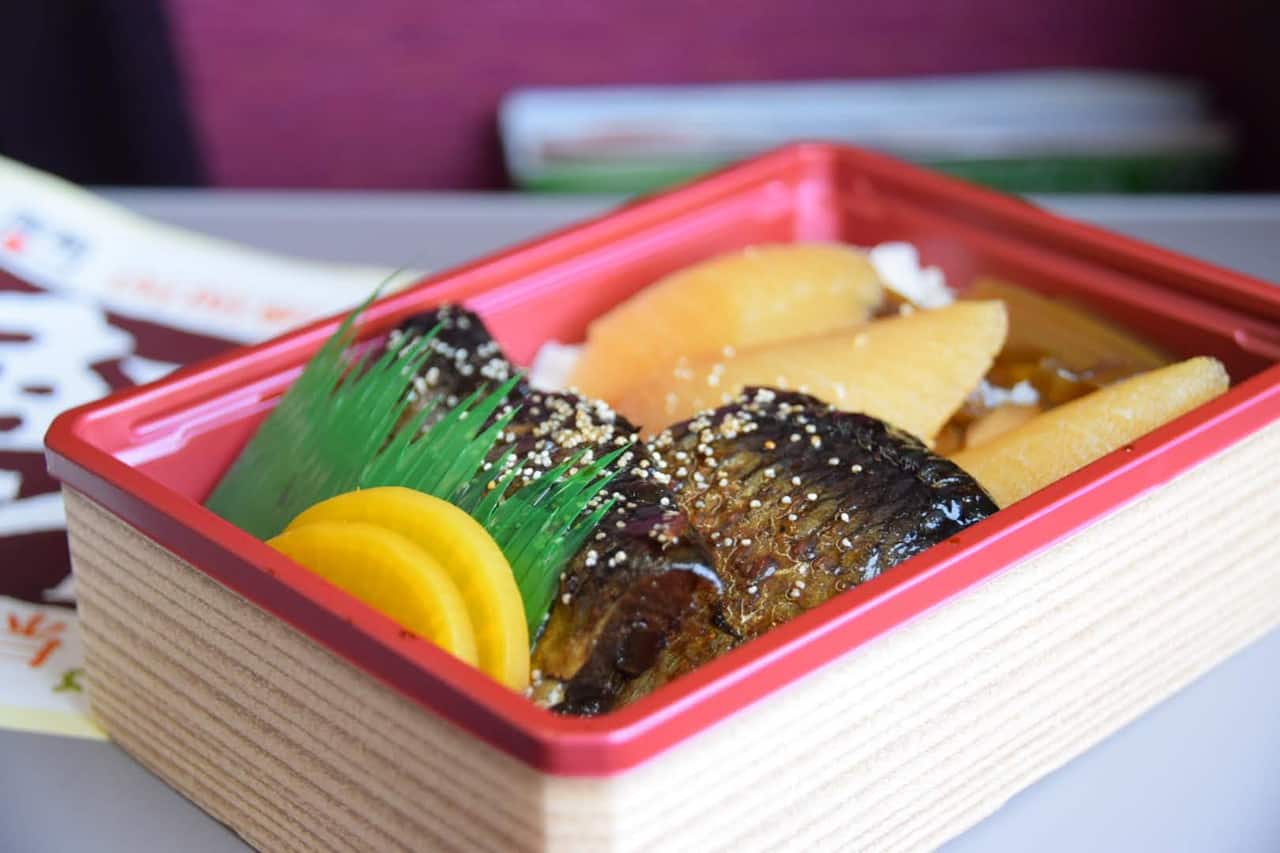 ข้าวกล่อง Japan’s Ekiben (Station Bento)