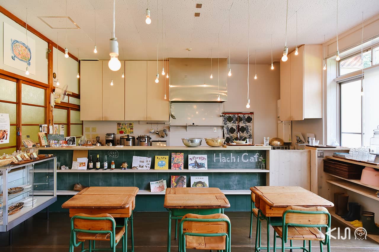 Hachi Café คาเฟ่ นางีตะ