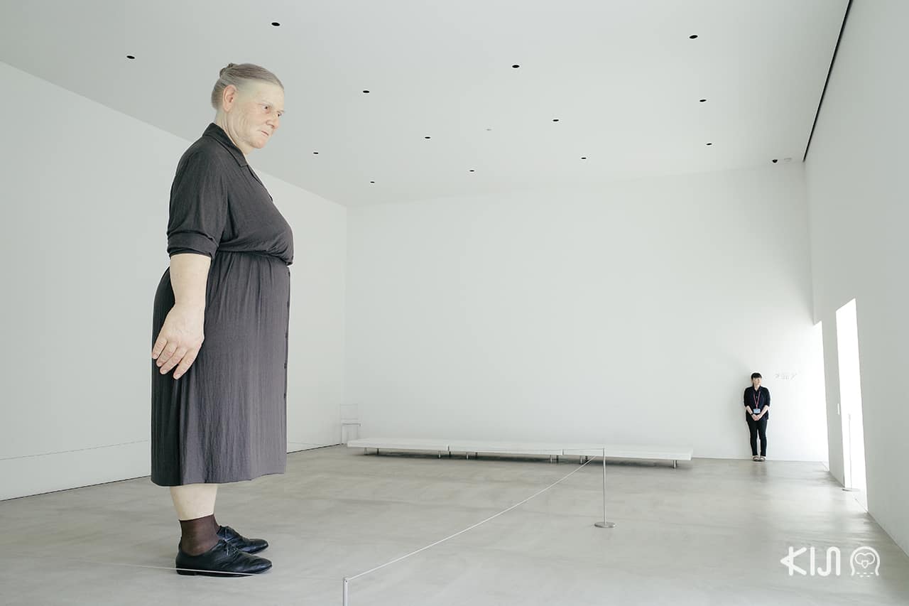 Standing Woman by Ron Mueck at Aomori
