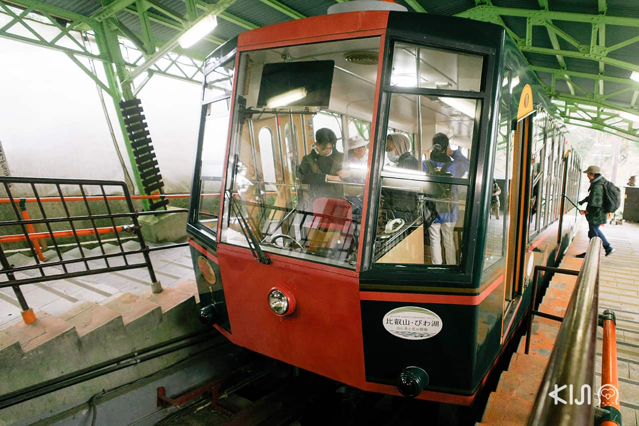 นั่ง Sakamoto Cable Car ไปบนภูเขาฮิเอ (Mt. Hiei)