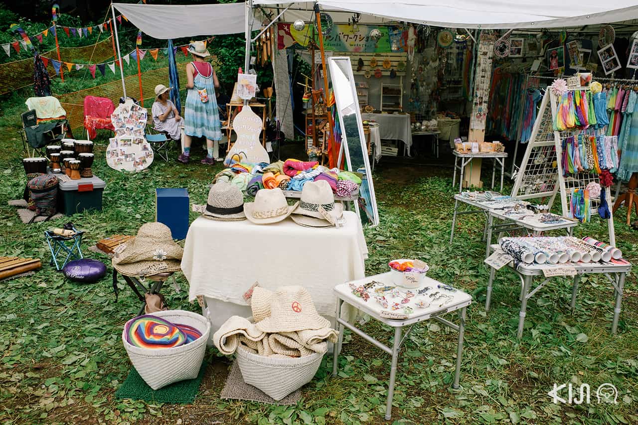 ร้านขายของภายในงาน Fuji Rock Festival 2019