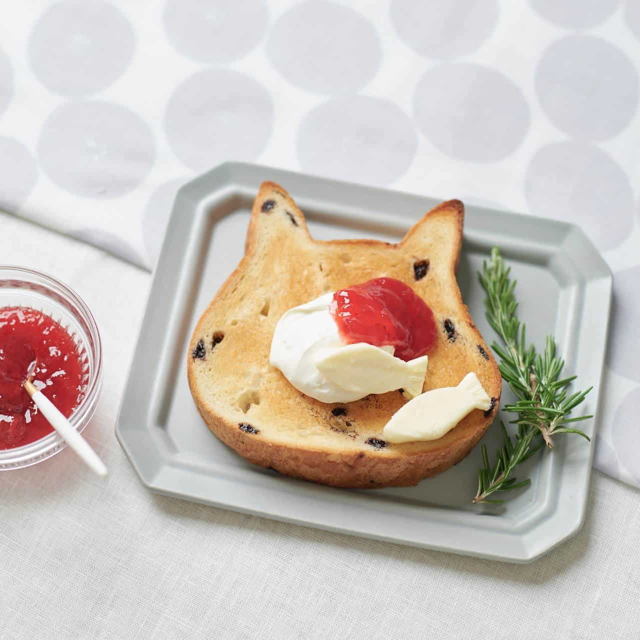 ร้านขนมปังหน้าแมว Neko Neko Shokupan