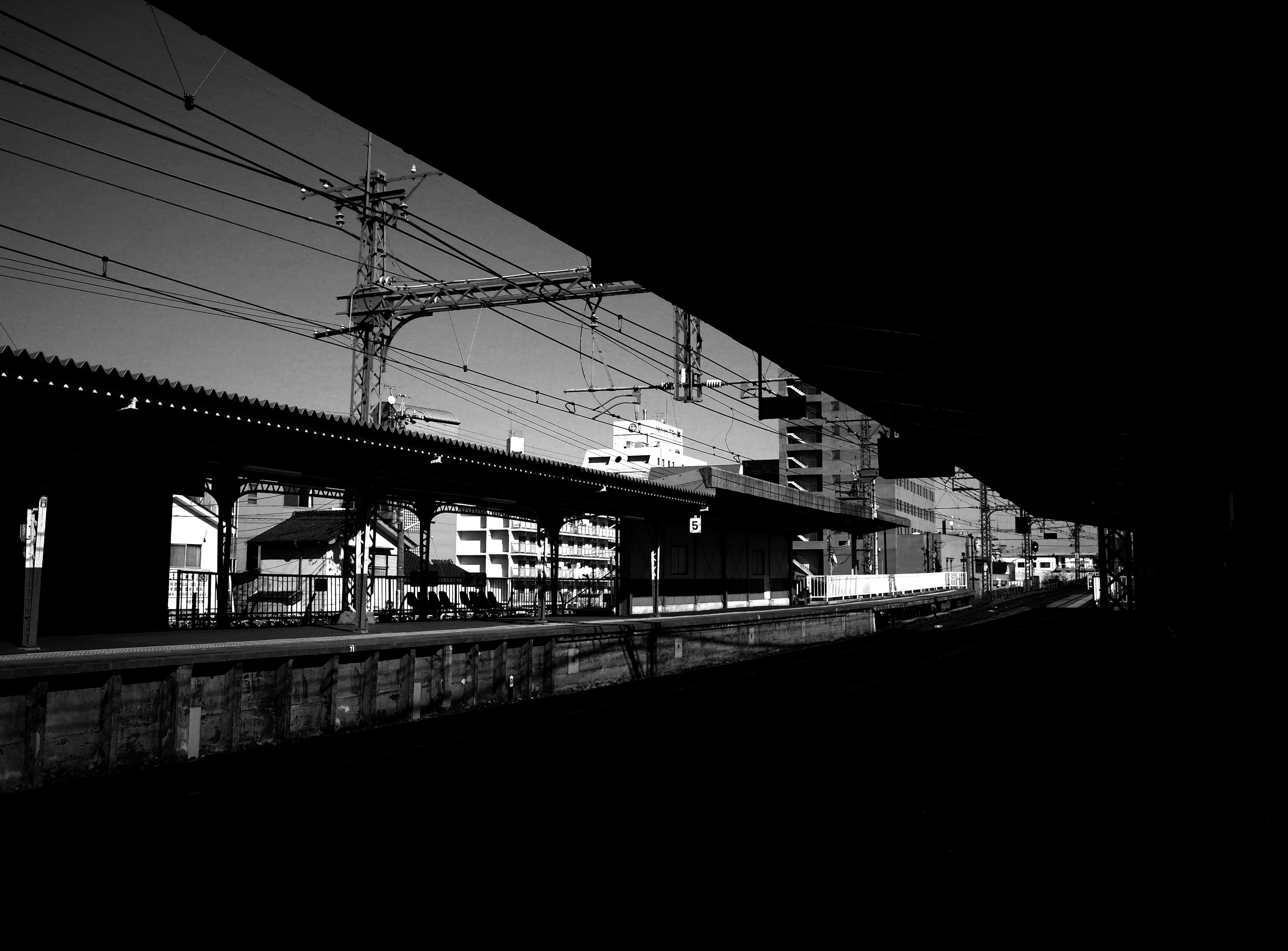 Monotone ของ Ricoh GR III เล่าเรื่องราวได้ถูกใจฉันมาก