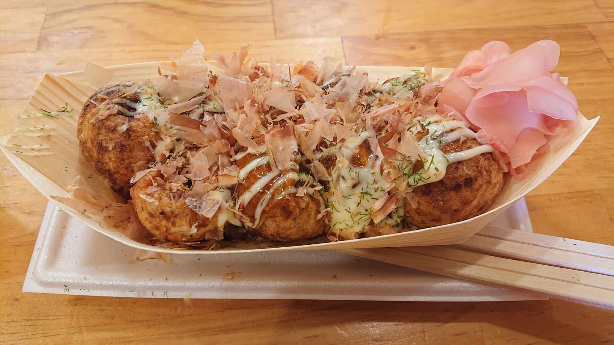 ร้านทาโกยากิ ดงบุริ โอซาก้า : Atchichi Hompo Dotonbori-ten