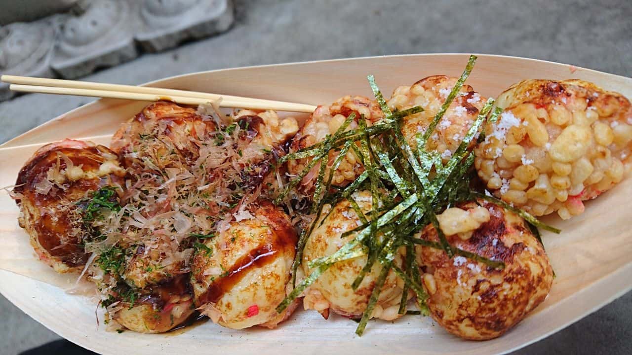 ร้านทาโกยากิ โอซาก้า : Takoyaki Juhachiban Dotonbori