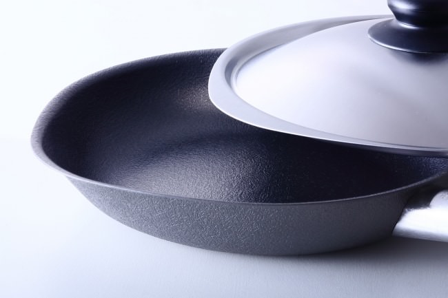 ของตกแต่งหรือผลิตภัณฑ์อื่นๆ ที่ใช้งานในชีวิตประจำวันโดย Yanagi Sori