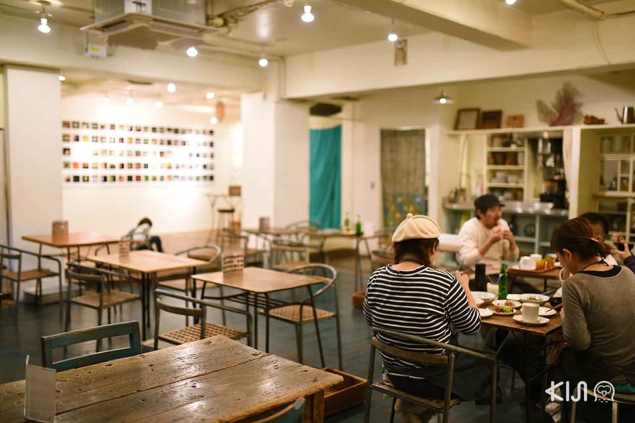 บรรยากาศสุดโฮมมี่ภายในร้าน Kichimu Event Space & Cafe