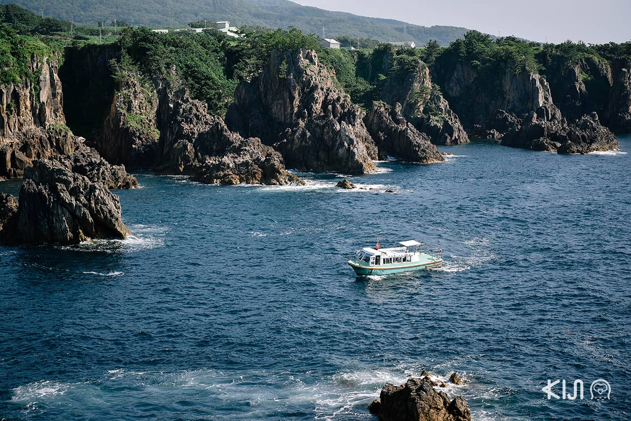 เกาะซาโดะ (Sado Island) เป็นเกาะที่ใหญ่ที่สุดในญี่ปุ่น