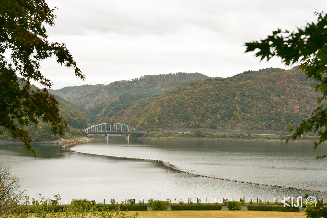 Morioka Handi-Works Square ตั้งอยู่ริมแม่น้ำชิซูคุอิชิ (Shizukuishi River)