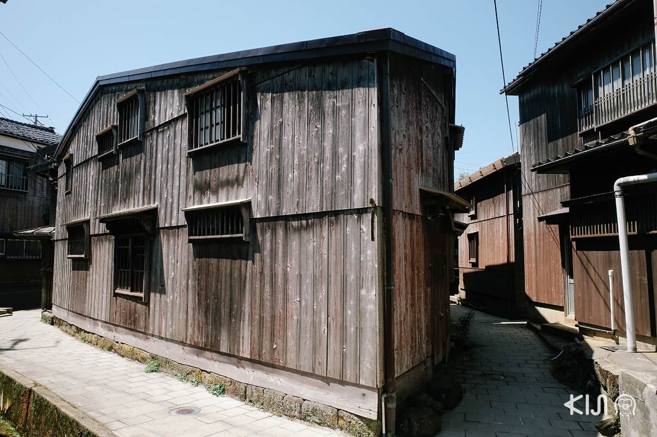 Shukunegi Village บ้านเรือนดีไซน์สะดุดตาของหมู่บ้านชุคุเนะงิในยุคเอโดะ เกาะซาโดะ (Sado Island)