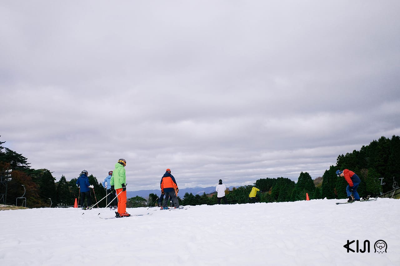 Mt. Rokko Snow Park เปิดให้เข้าใช้บริการในช่วงประมาณเดือนพฤศจิกายนถึงมีนาคมของทุกปี