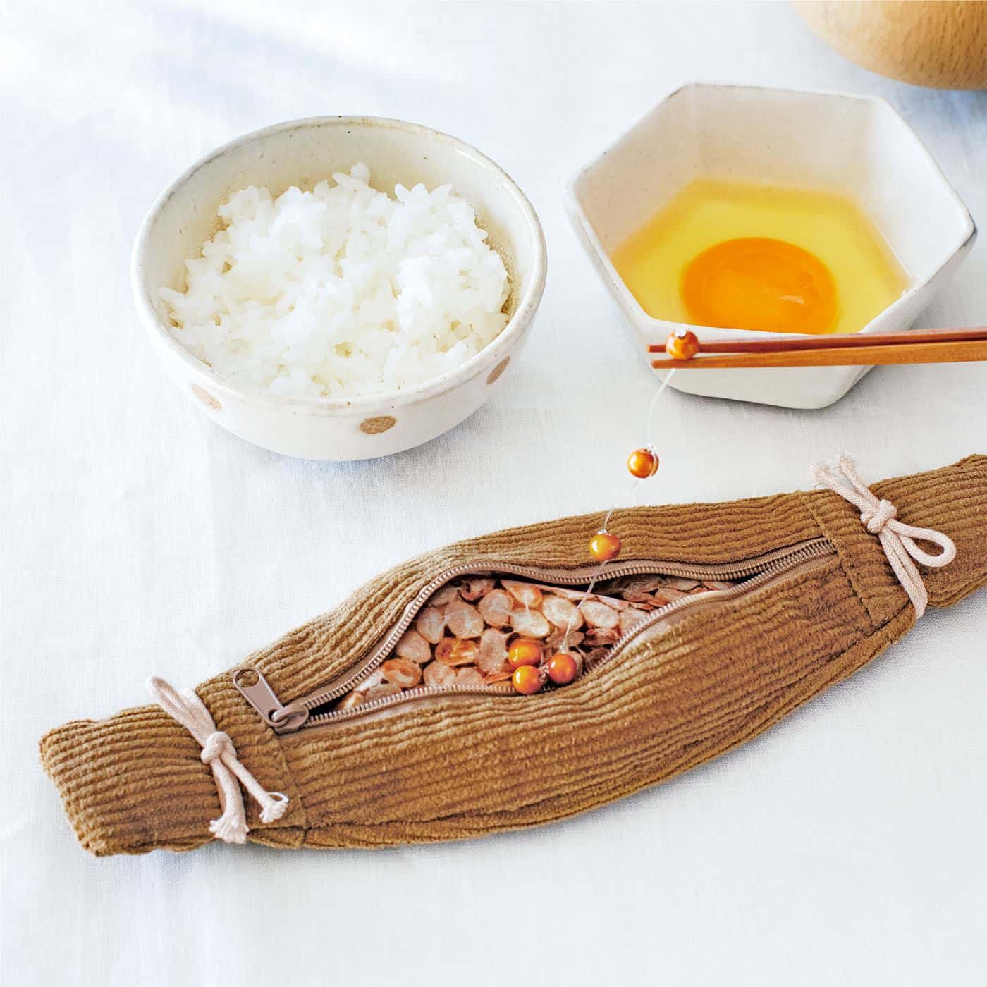 Natto Pen Case โดยบริษัท Felissimo