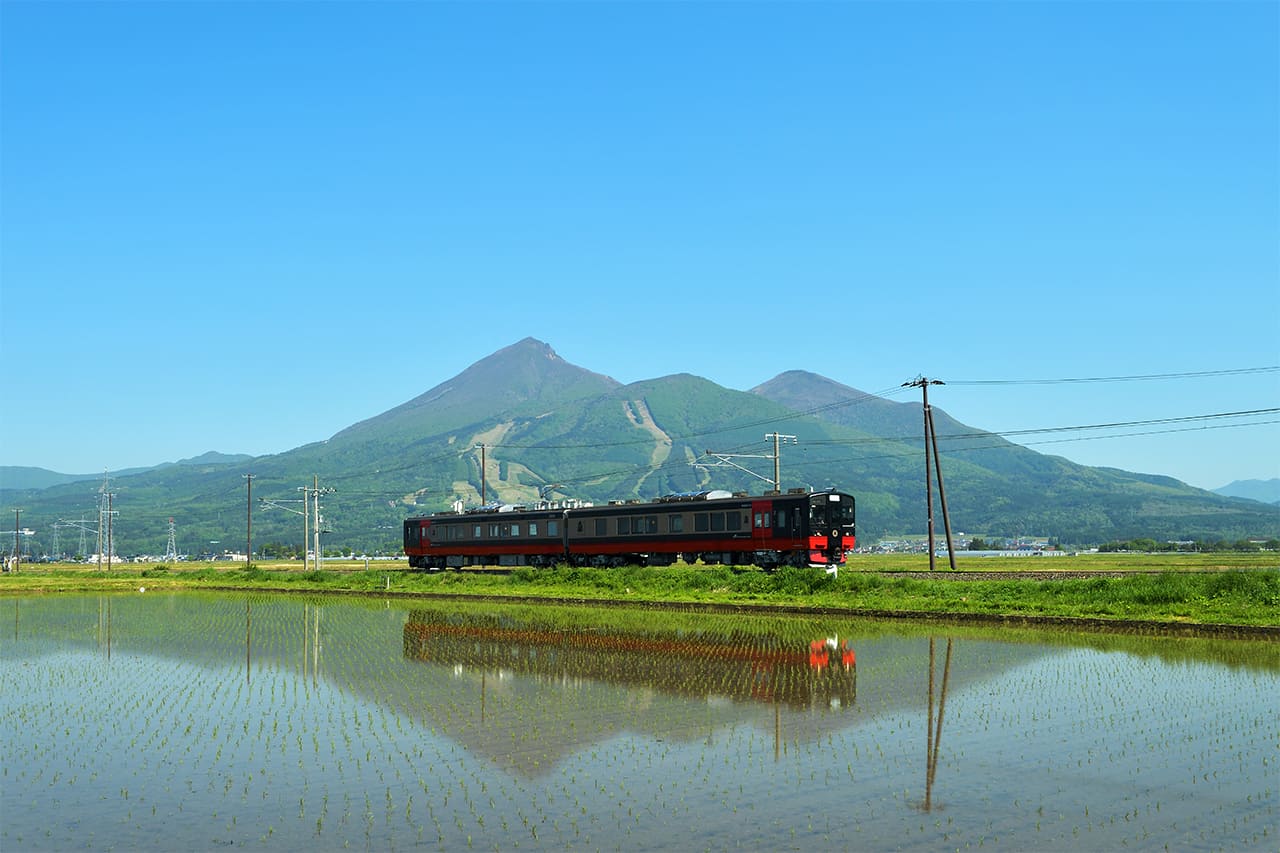 ฟรุตเทีย ฟุกุชิมะ (FruiTea Fukushima) วิ่งระหว่างสถานีโคริยามะ-คิตะคาตะ