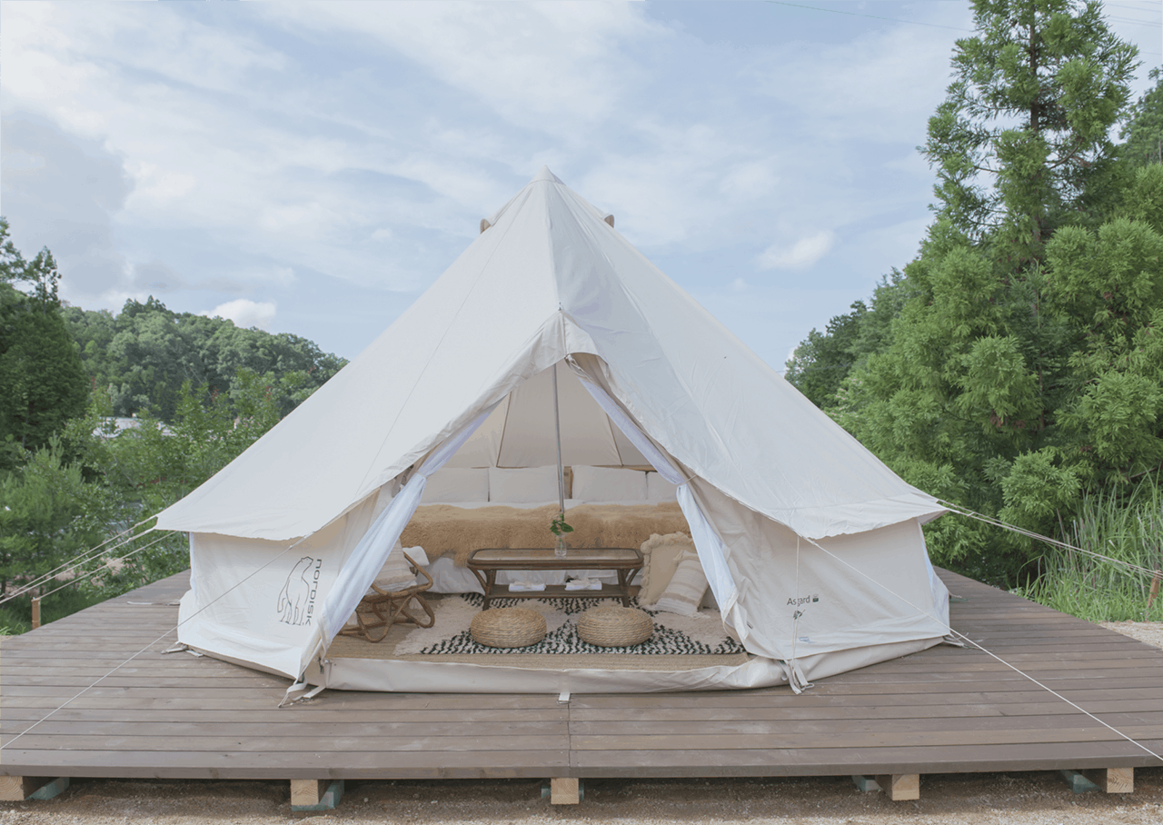Ongaku no Mori : Vista Deck tent เต็นท์บนเนินเขา