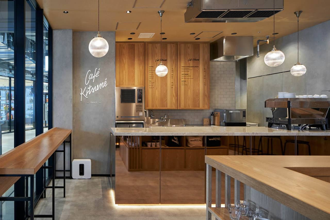 Café Kitsuné SHIBUYA บรรยากาศภายในร้าน สาขา Miyashita Park