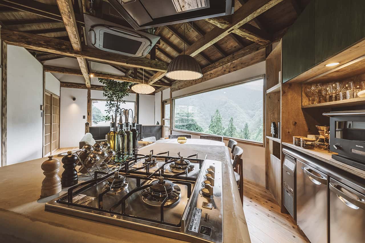 บรรยากาศภายในห้องครัว NIPPONIA Kosuge Village