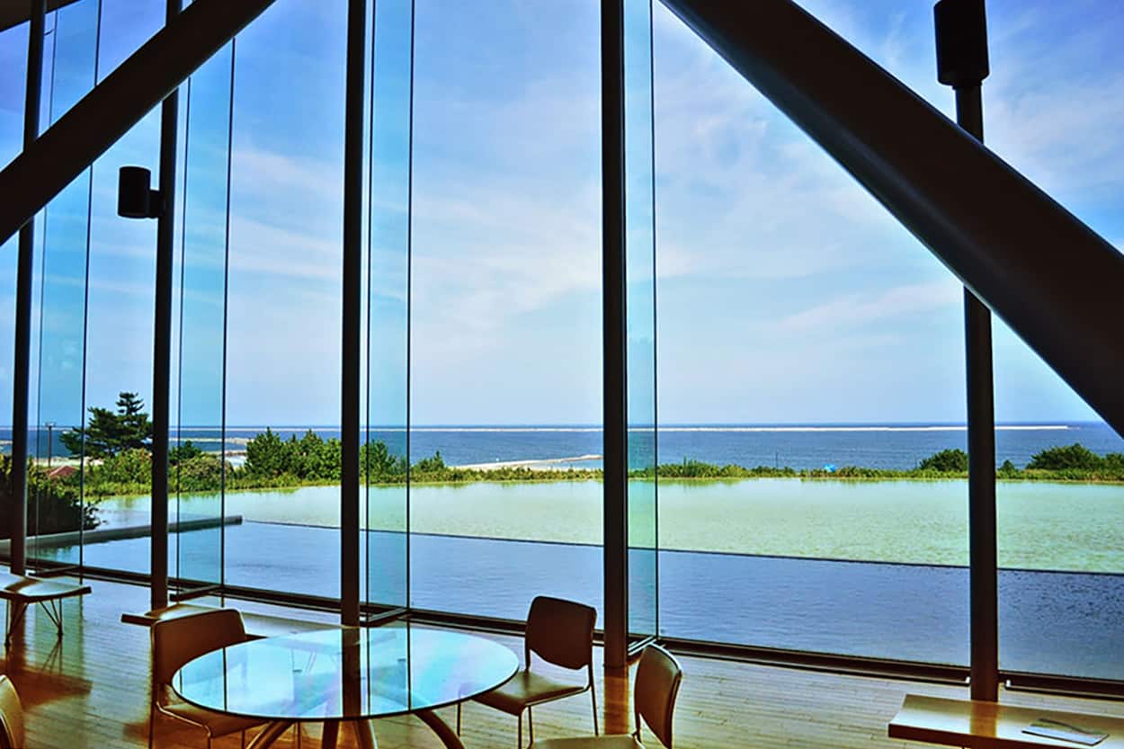 คาเฟ่ในอาคารเรือนกระจกของ Hitachi Seaside Park 