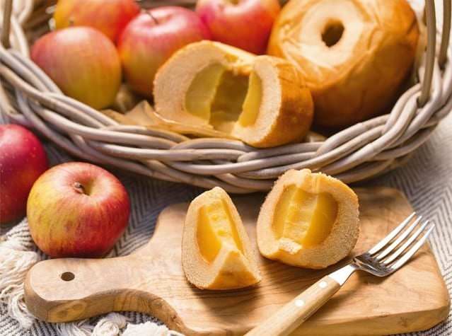 ขนมเค้กไส้หอมหวานจากแอปเปิ้ล