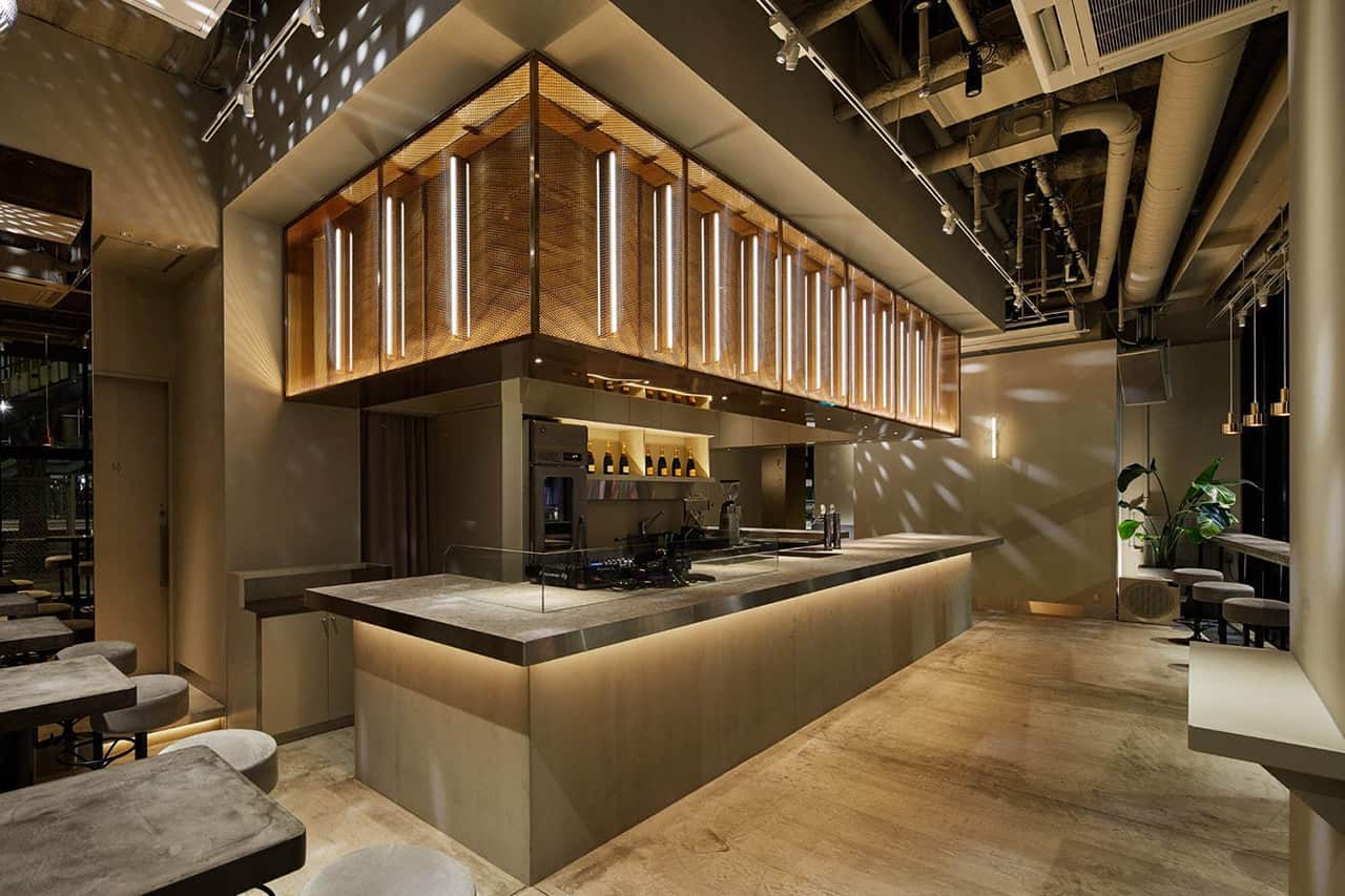 or (オア) คาเฟ่ บาร์ และแกลเลอรี่ที่ RAYARD MIYASHITA PARK ในย่านชิบูย่า โตเกียว