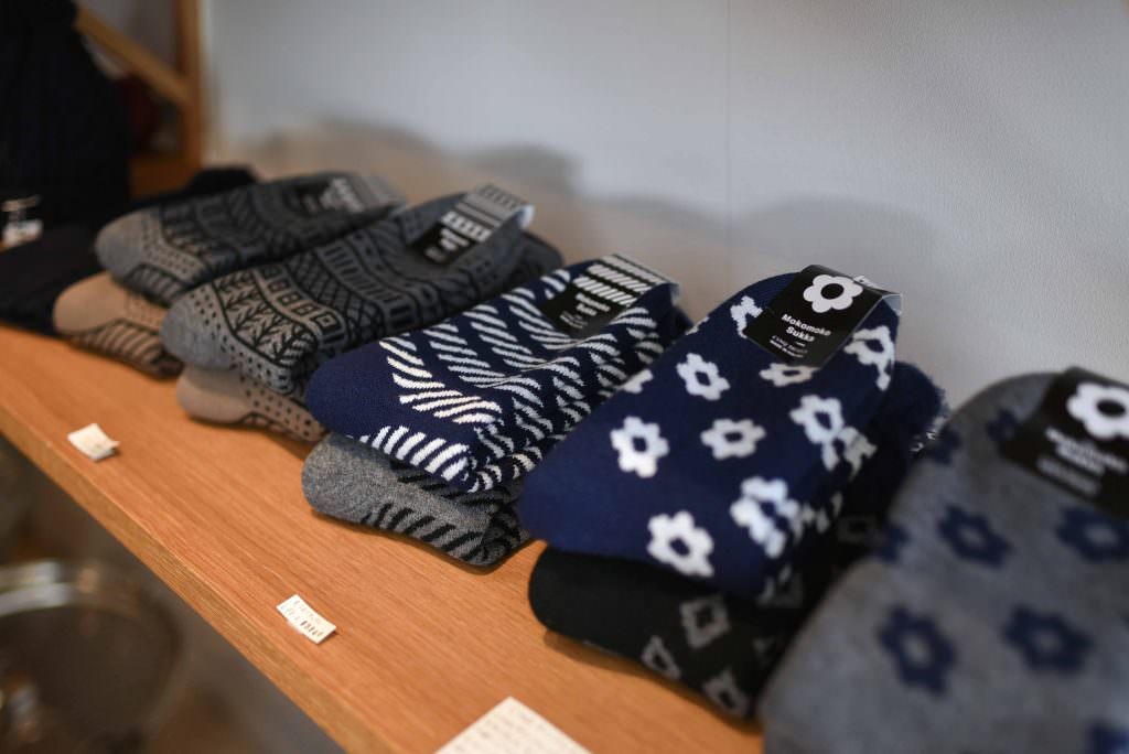 ถุงเท้าลายน่ารัก จากร้าน Cinq ในย่านคิชิโจจิ (Kichijoji)