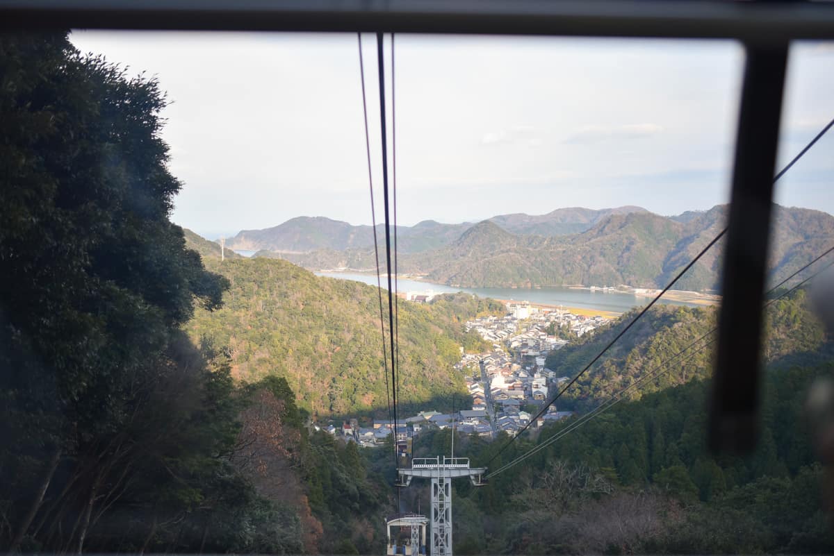 วิวเมือง คิโนะซากิ (Kinosaki) ที่มองออกมาจาก Ropeway Station 
