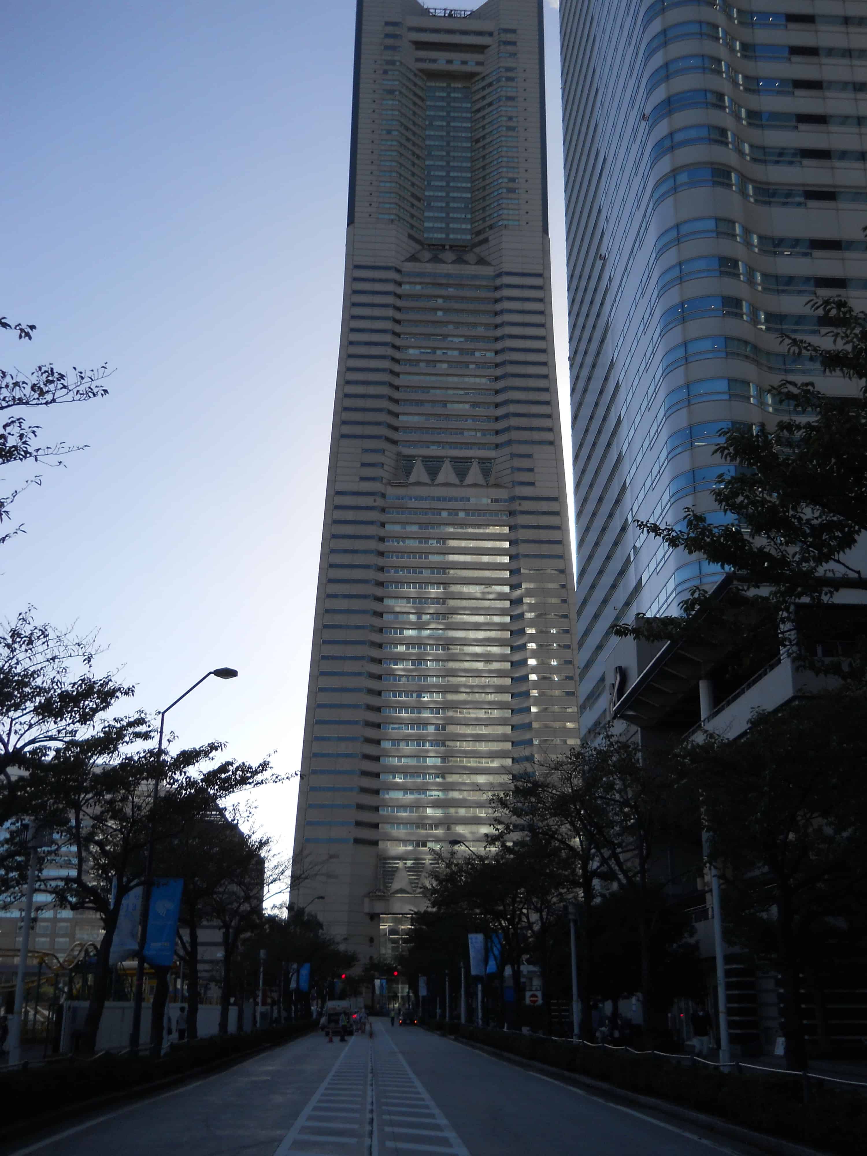 10 ทาวเวอร์ในญี่ปุ่น : Landmark Tower (横浜ランドマークタワー)