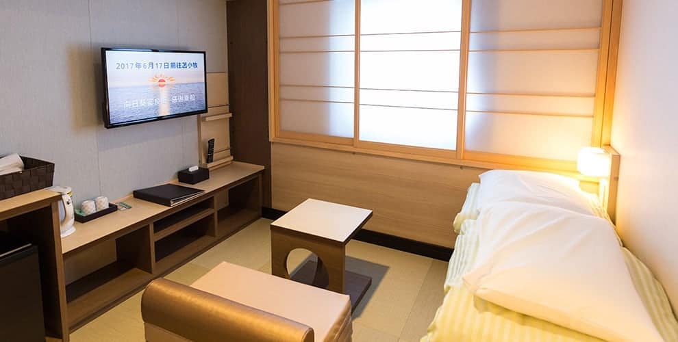  เรือเฟอร์รี่ซันฟลาวเวอร์ (Ferry Sunflower) : ห้องพักแบบ Superior Ocean View แบบญี่ปุ่น เหมาะสำหรับคู่รักที่ต้องการสัมผัสวัฒนธรรมการนอนพื้นแบบญี่ปุ่น