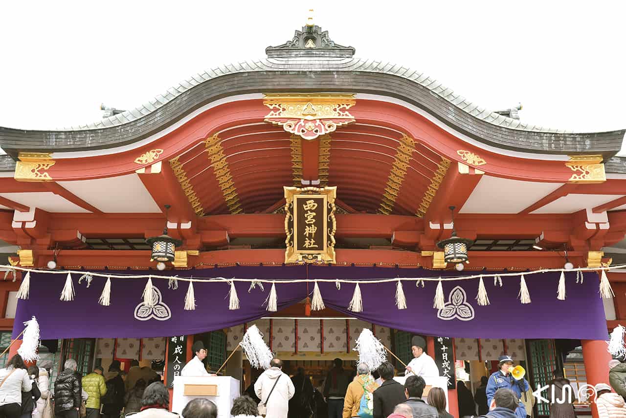 ด้านในของศาลเจ้า Nishinomiya Shrine 