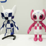 greeting robots-tokyo olympics 2020-japan