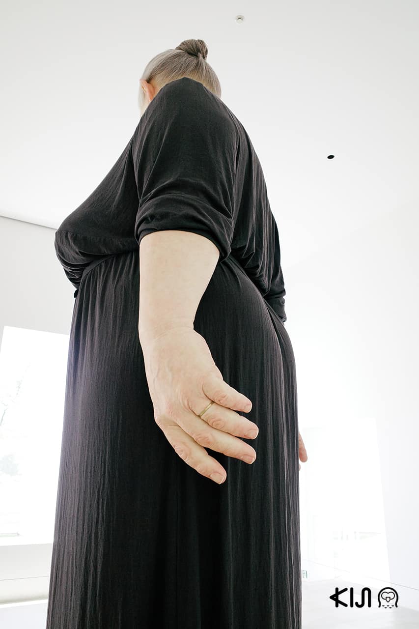 Standing Woman by Ron Mueck - Aomori