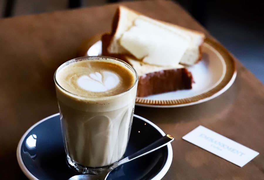 ร้านกาแฟ โอซาก้า - EMBANKMENT Coffee