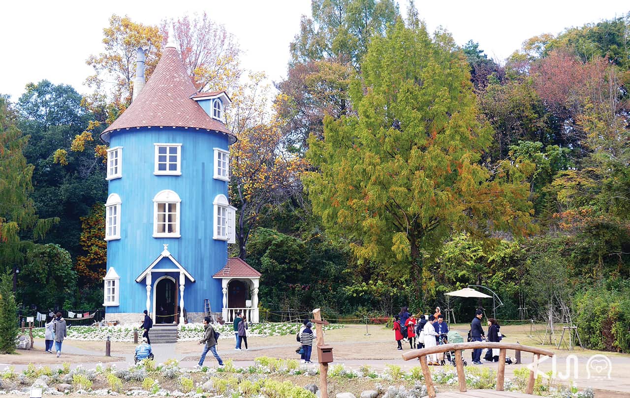 “Muumitalo” บ้านสีฟ้าหลังคาสีแดงหรือบ้านมูมินคือไฮไลท์ของ Moominvalley Park 