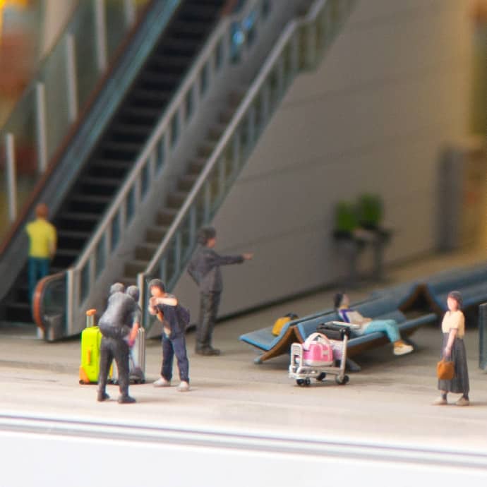 โมเดลจำลองอิริบาบถของนักเดินทางในสนามบินคันไซของ Small World Tokyo