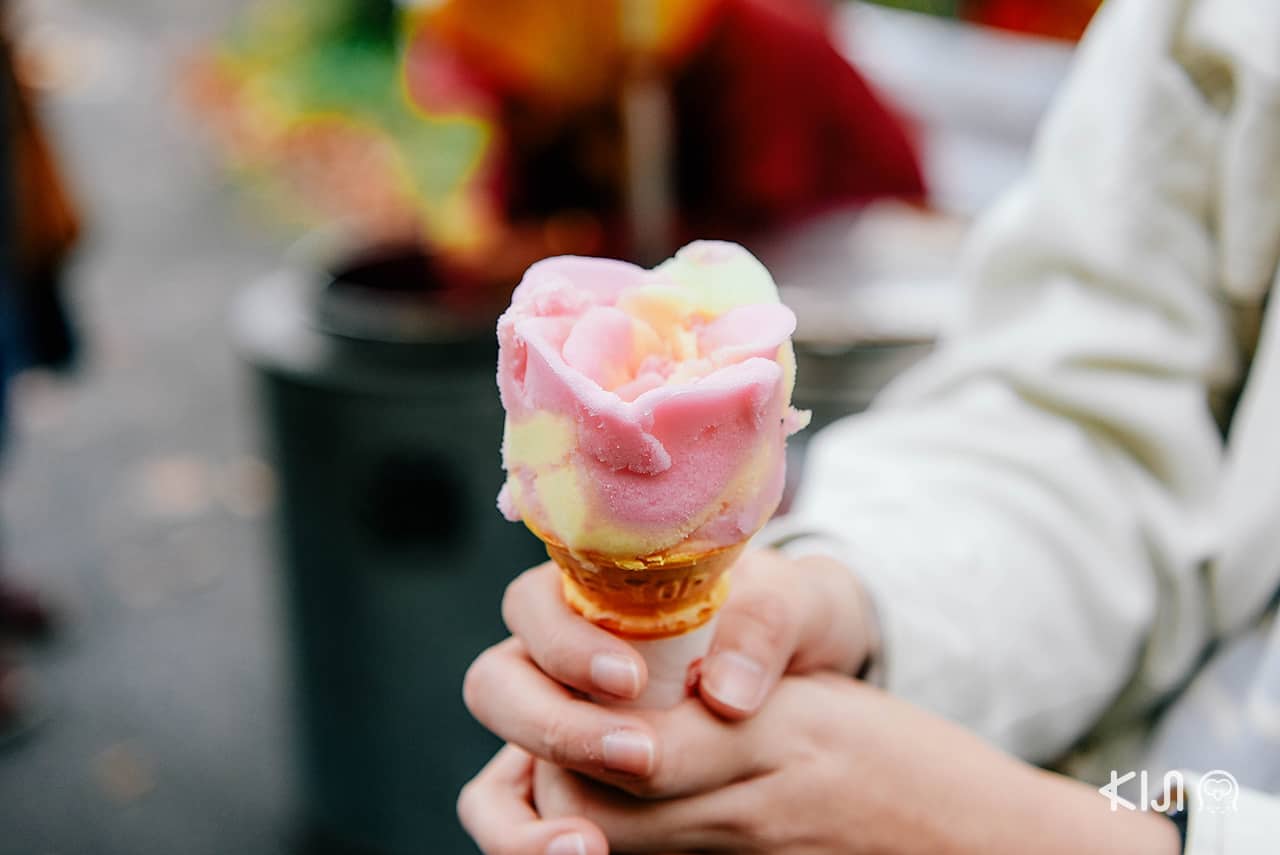 ไอศกรีมกุหลาบ Babahera Ice ของหวานห้ามพลาดหากได้มาเยือนโอยาสุเคียว (Oyasukyo)