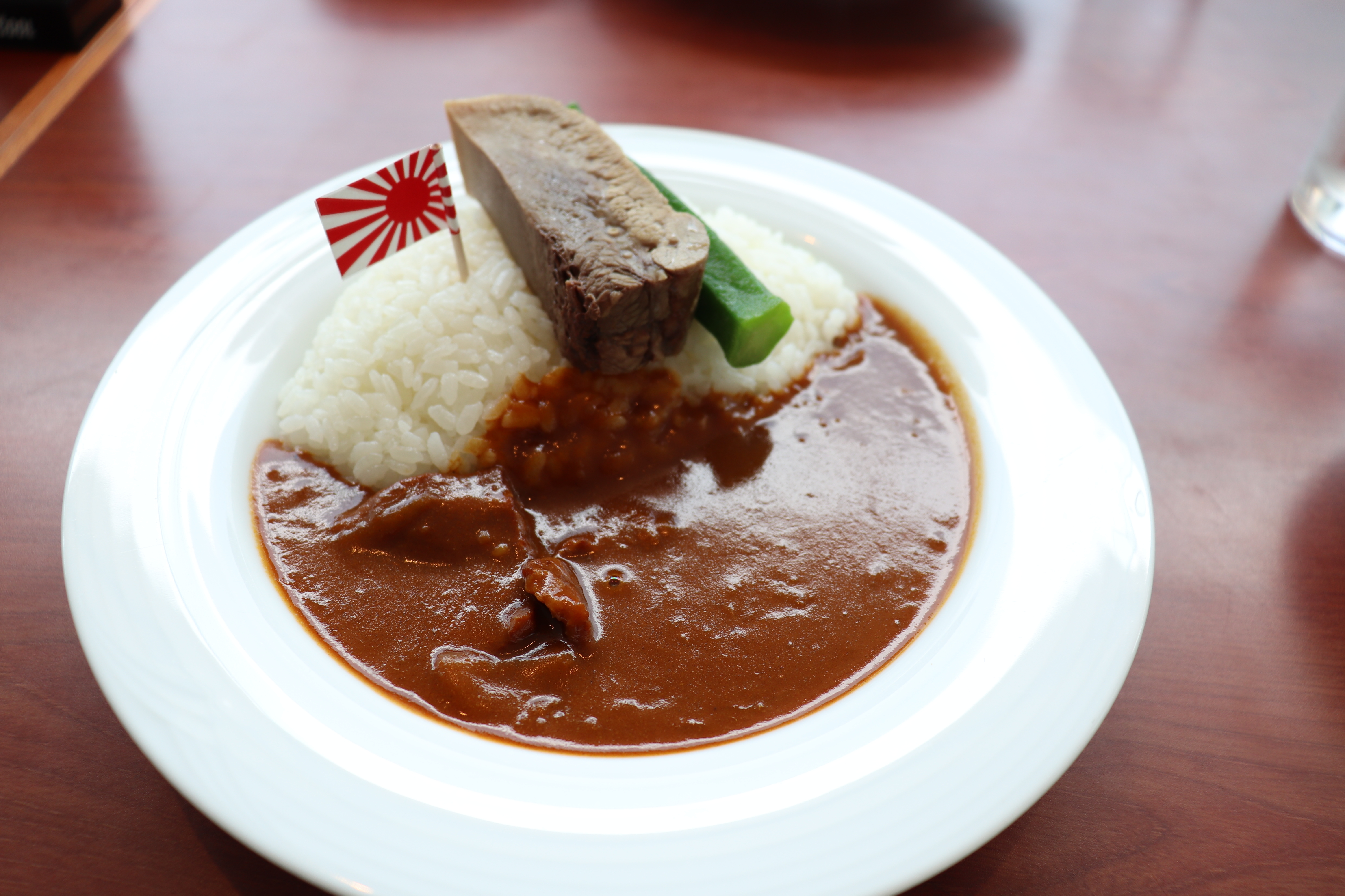 อาหาร เมืองโยโกสุกะ จ.คานางาวะ - Yokosuka Kaigun Curry