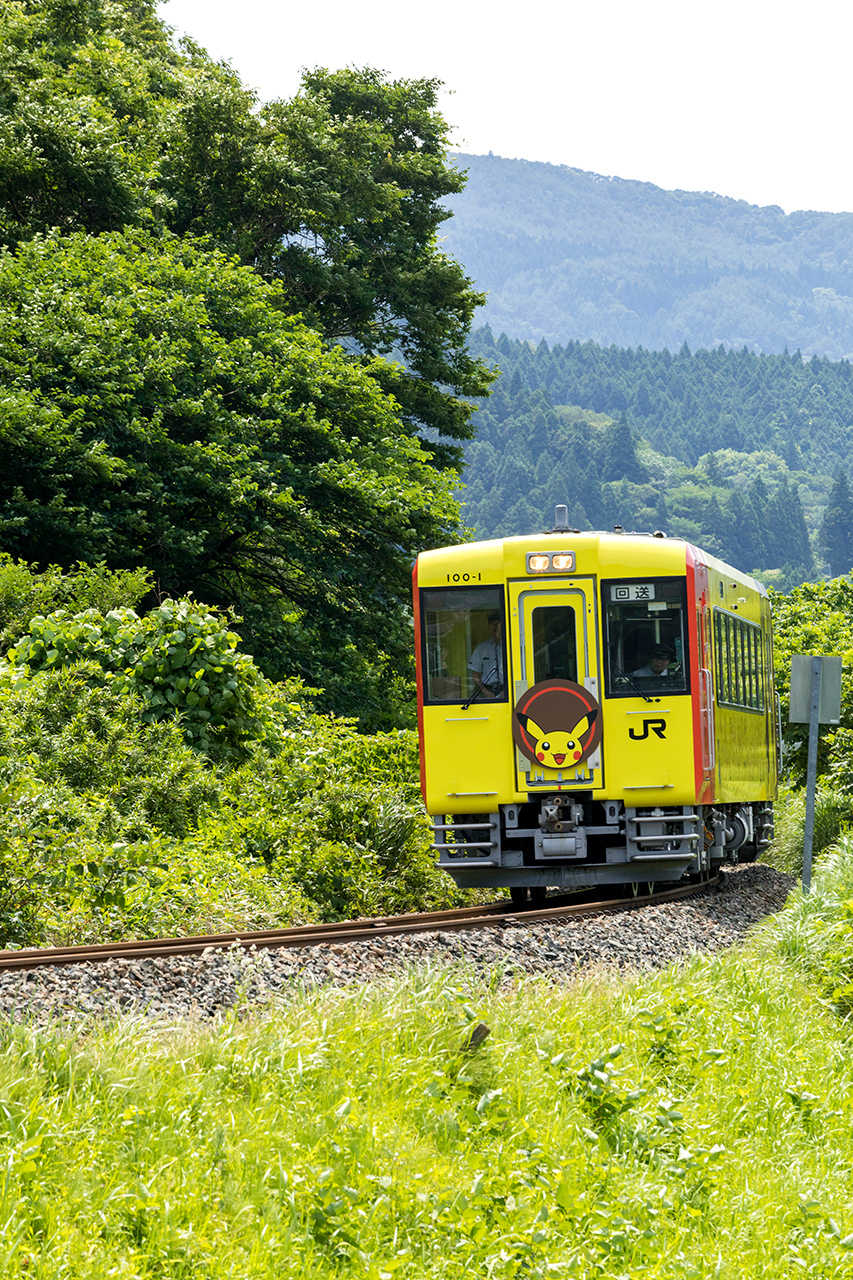 POKÉMON with YOU Train รถไฟปิกาจูสีเหลืองสดใส