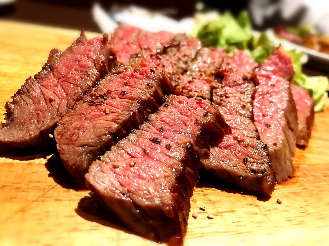 อาหาร จังหวัดมิยาซากิ : เนื้อมิยาซากิ (Miyazaki Beef)