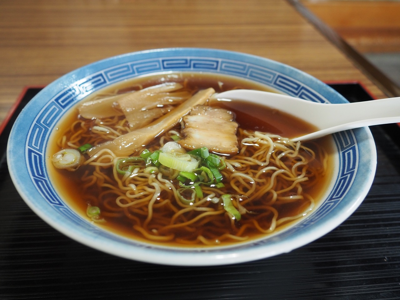 อาหารท้องถิ่น จ.กิฟุ - ทาคายาม่าราเมน (Takayama Ramen)