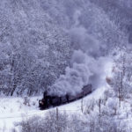 steam-locomotive-fuyu-no-shitsugen-scenic-beauty-japan