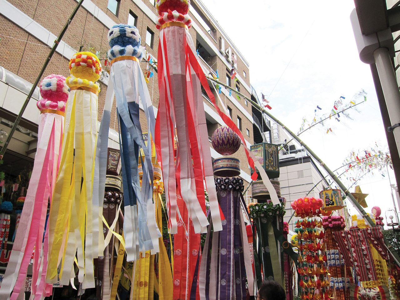 เที่ยวจังหวัดมิยากิ (Miyagi) - เทศกาลเซนไดทานาบาตะ (Sendai Tanabata)